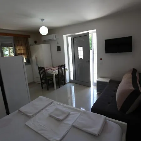 Anhel * Εξαμίλιο