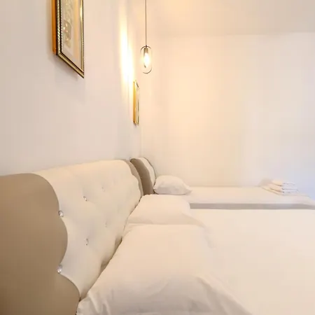 Anhel Apartment *